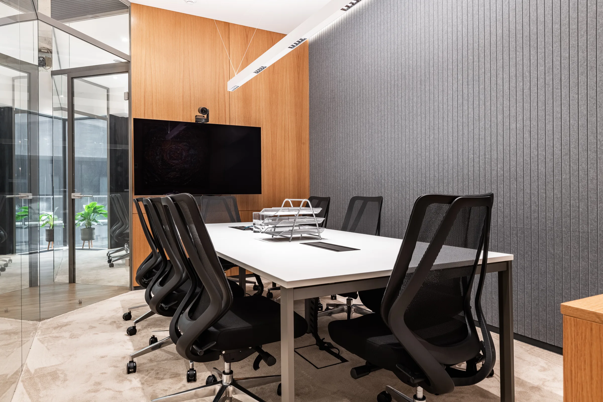 Meeting table